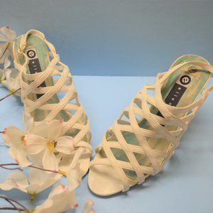 Ellemenno White Strapped 2" Heels for Women